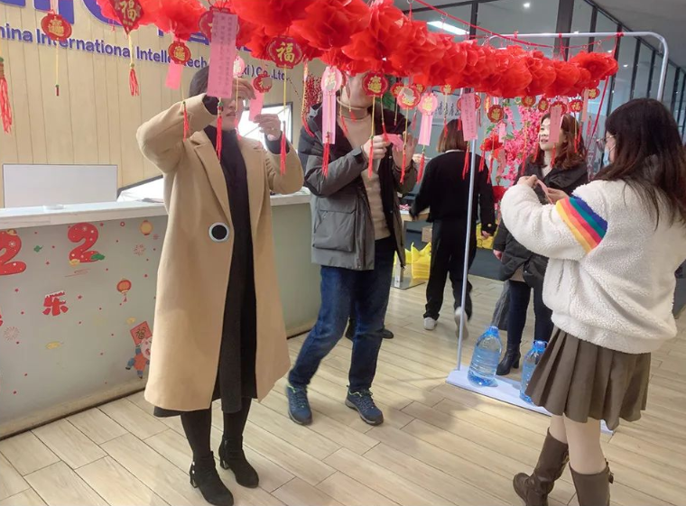 我司過元宵節(jié)的正確打開方式